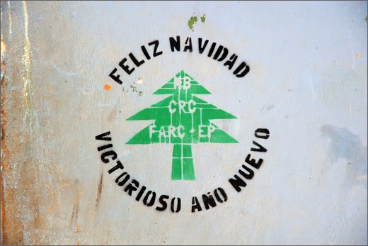 11-la libertad. propaganda farc.jpg