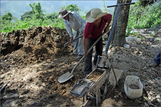 14-san calixto. preparazione mattoni in terra battuta.jpg