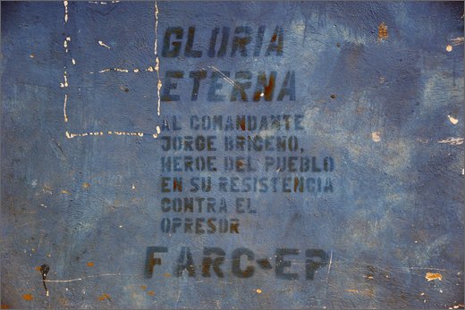 37-trinidad. propaganda farc.jpg