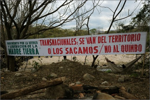 060 - huila.  el hobo. quebrada el pescador.  nell'accampamento.jpg