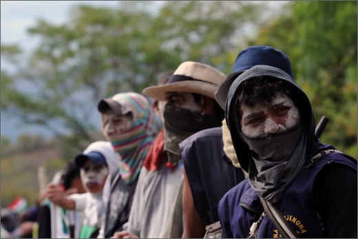100 - huila.  el hobo. quebrada el pescador. blocco carreggiata.jpg
