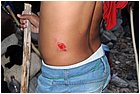 107 - huila. quebrada el pescador. feriti dopo scontri con esmad.jpg