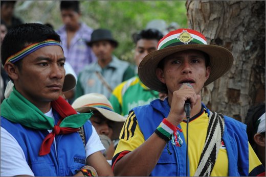 12 - huila. quebrada el pescador. accampamento della protesta. incontro movimento commissione ministeriale.jpg
