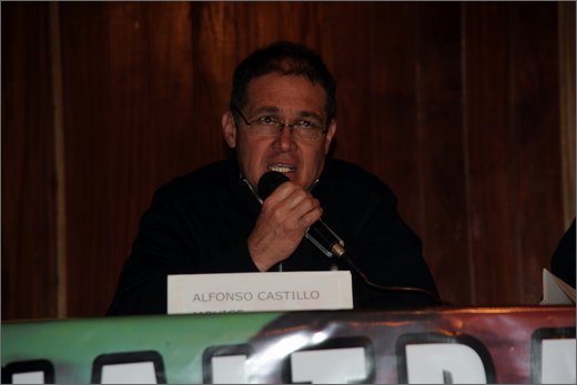 092- sinaltrainal 30 anni.universit autonoma.foro violenza multinazionali diritti sindacali. alfonso castillo.jpg